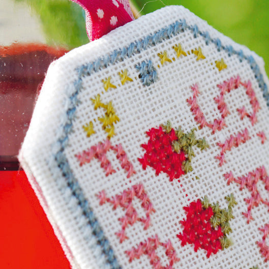 Grille : Sirops de fraises, Création Point de Croix
