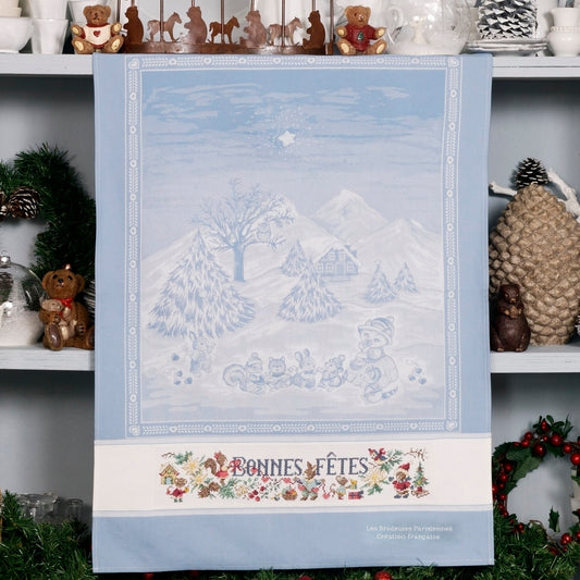 Grille de broderie point de croix : le Noël des animaux par Les Brodeuses Parisiennes, 40x120 points sur 6 pages. Torchon festif. Symboles et couleurs DMC.